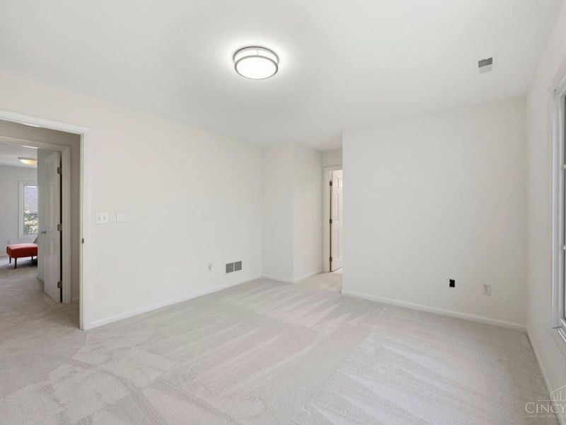 9030 Ambercreek Drive, Cincinnati, OH 45236 Photo 39