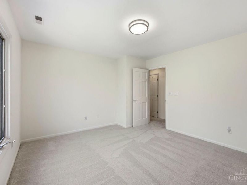 9030 Ambercreek Drive, Cincinnati, OH 45236 Photo 40