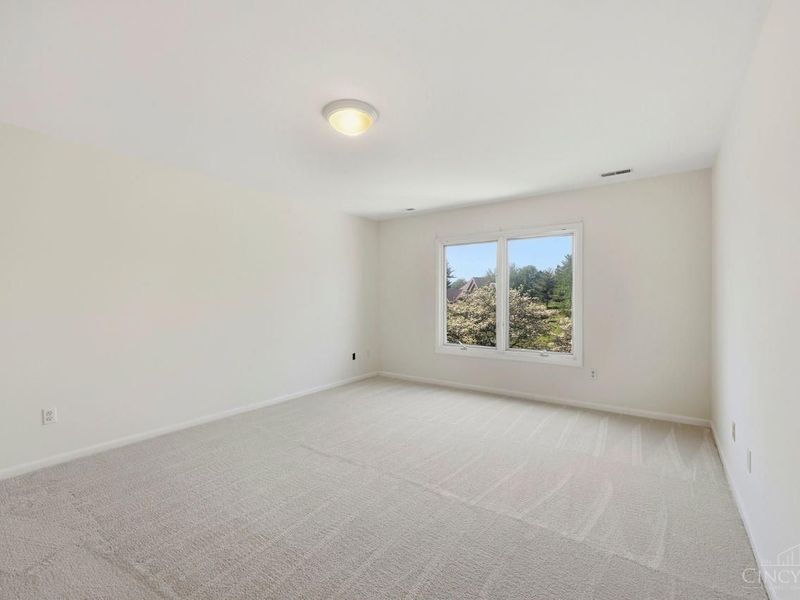 9030 Ambercreek Drive, Cincinnati, OH 45236 Photo 42