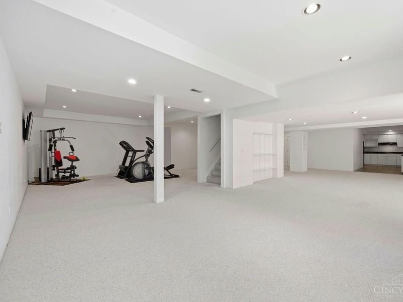 9030 Ambercreek Drive, Cincinnati, OH 45236 Photo 57