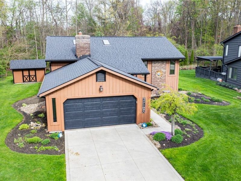 9060 Bluejay Lane , Mentor, OH 44060 Photo 2