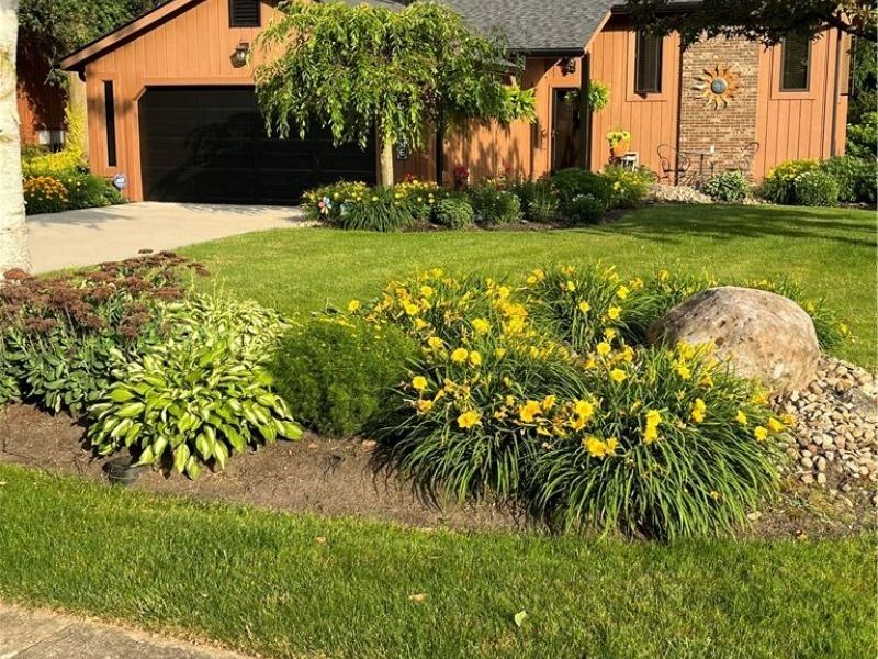 9060 Bluejay Lane , Mentor, OH 44060 Photo 4