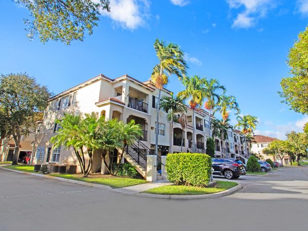 5860 W Sample Road, Unit 204, Coral Springs, FL 33063