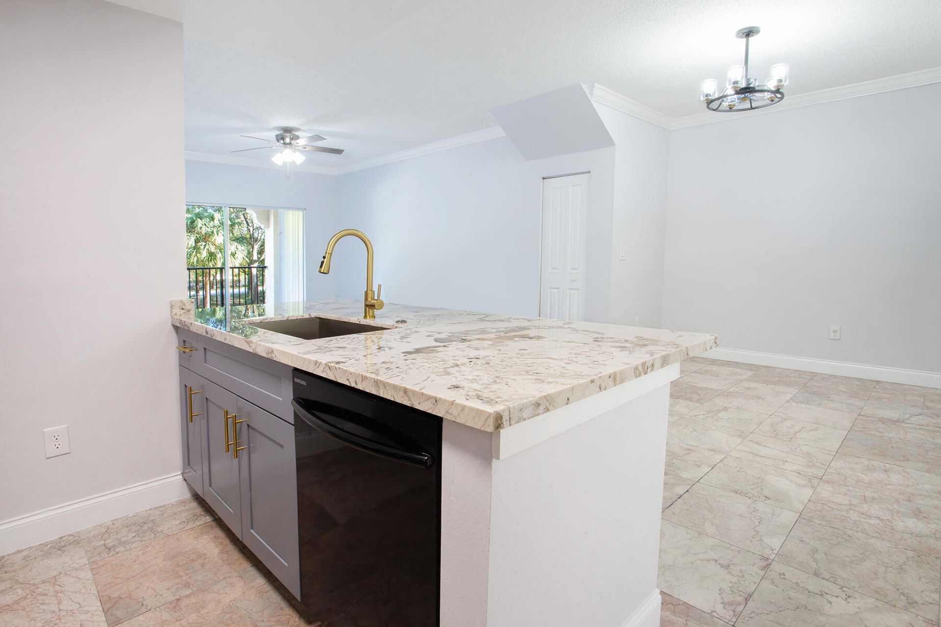 5860 W Sample Road, Unit 204, Coral Springs, FL 33063 Photo