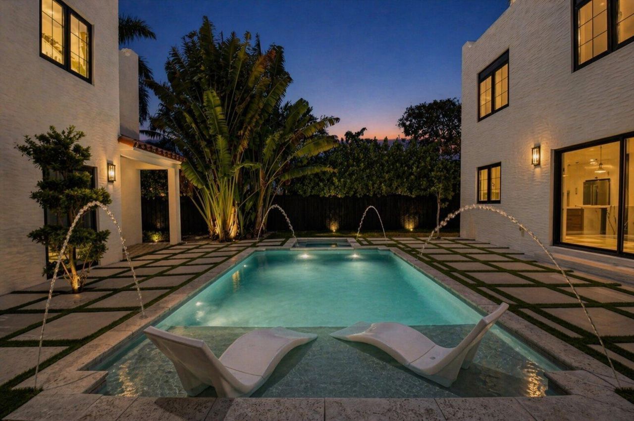 312 Plymouth Road, West Palm Beach, FL 33405 Photo