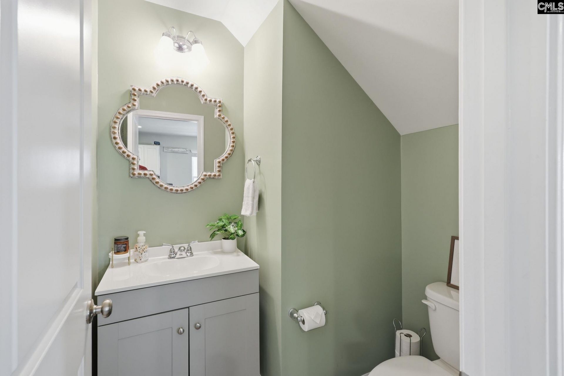 2244 Trakand Drive Photo 17