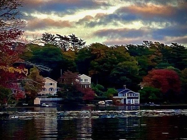 10 Coral Hill Rd, Essex, MA 01929