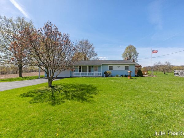 6343 Egan Avenue SE, Caledonia, MI 49316