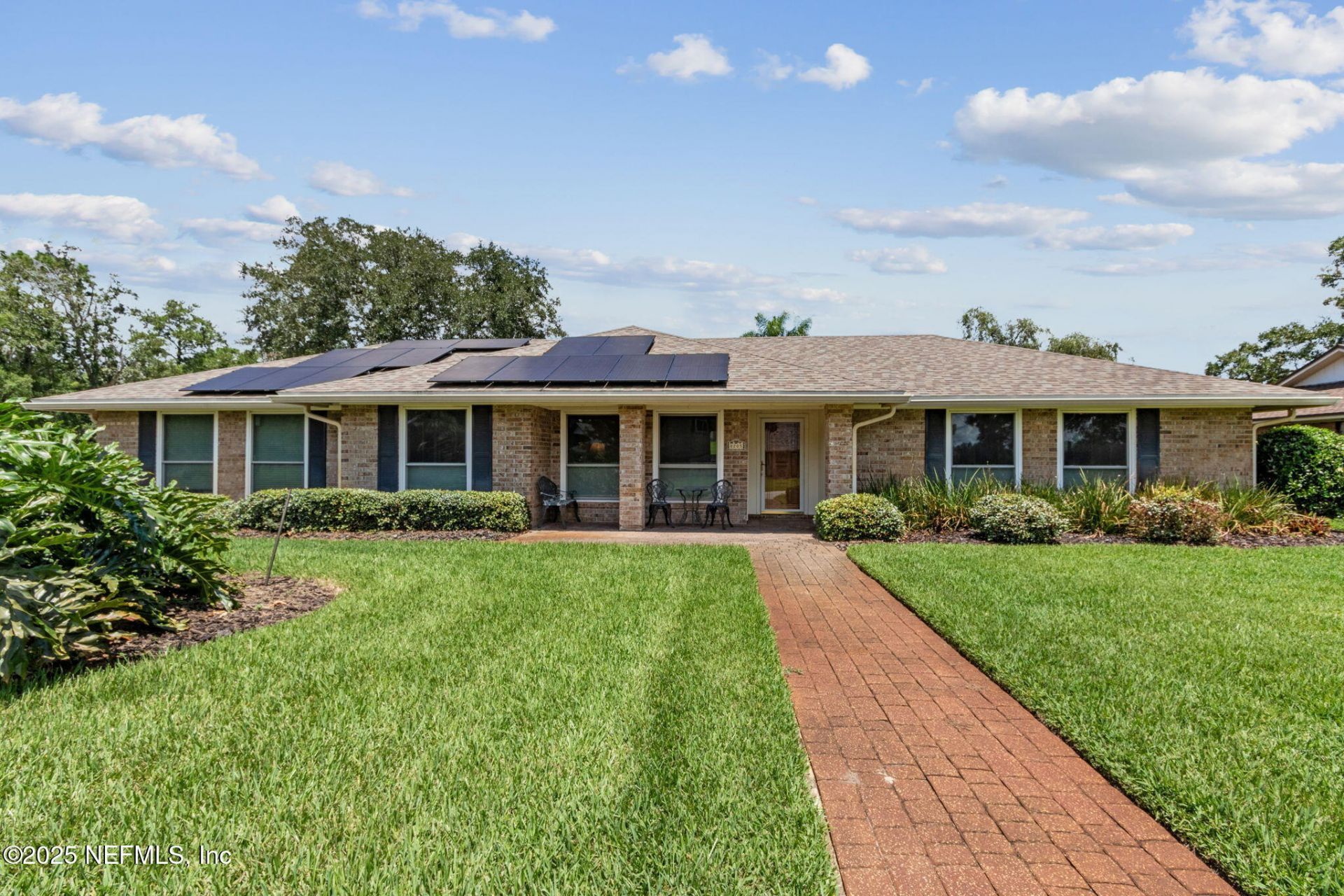 8205 Hidden Lake Drive N, Jacksonville, FL 32216 Main Photo