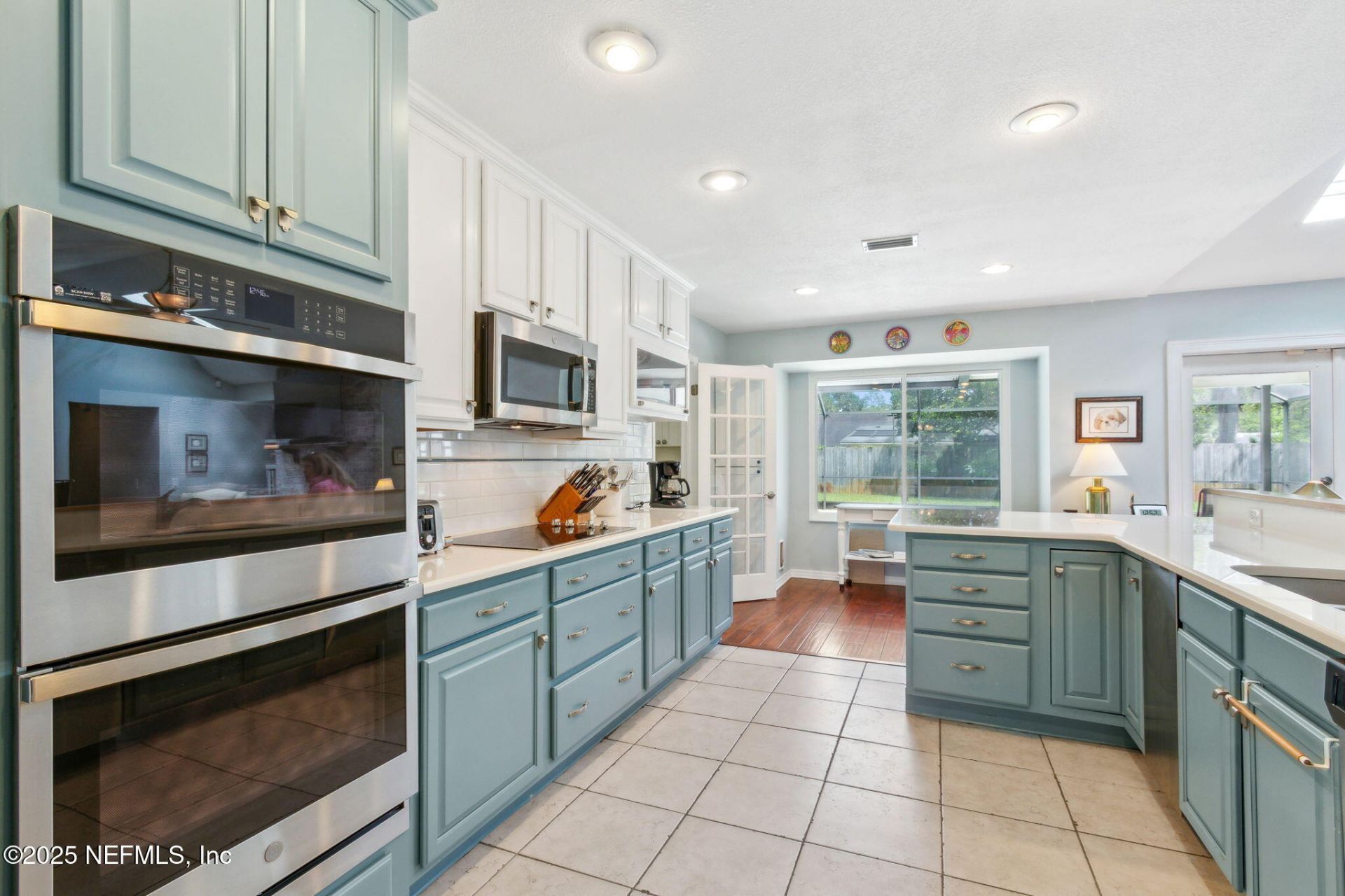 8205 Hidden Lake Drive N, Jacksonville, FL 32216 Photo