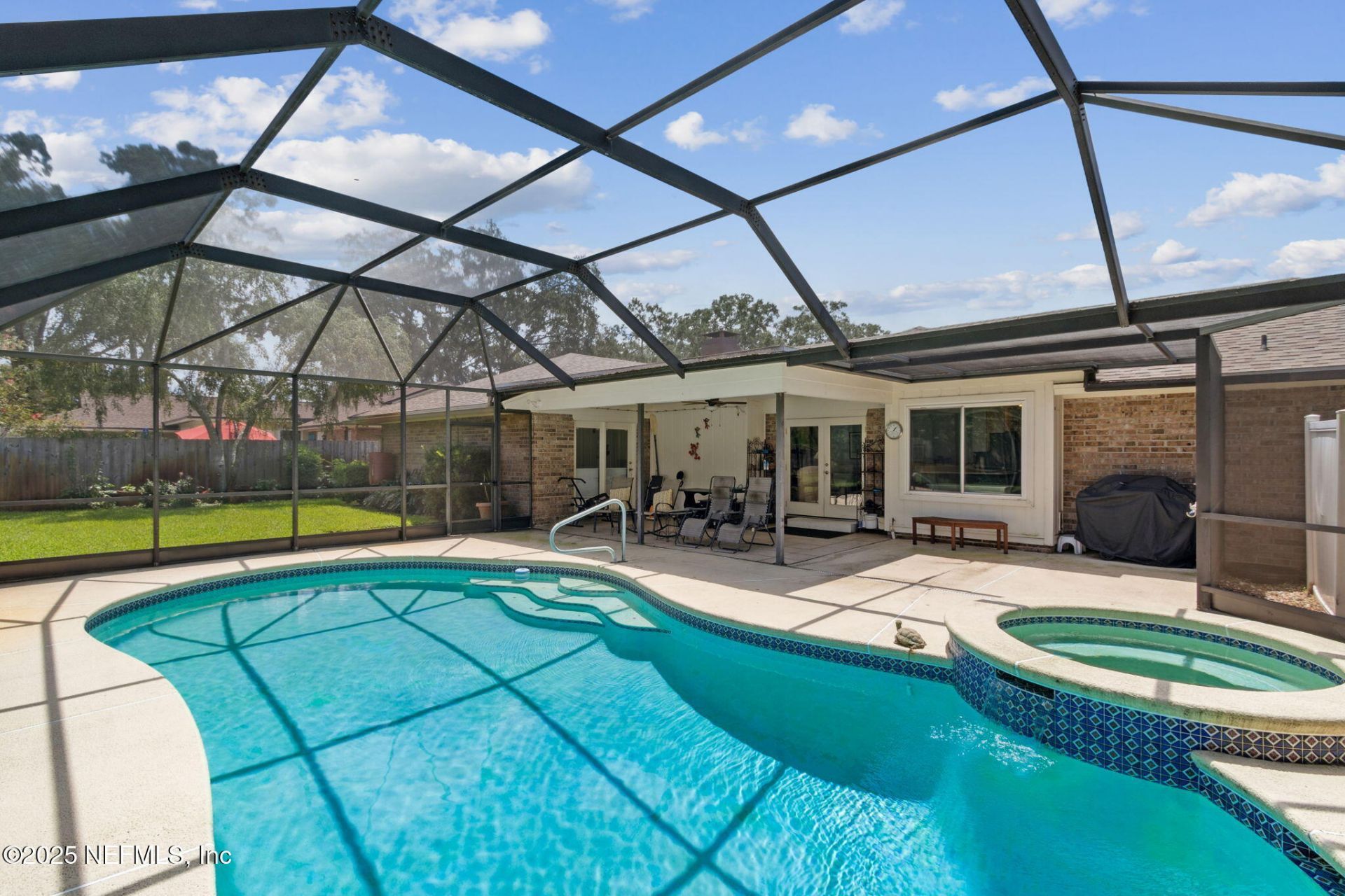 8205 Hidden Lake Drive N, Jacksonville, FL 32216 Photo