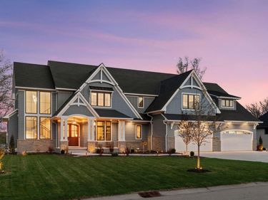 3734 Woodland Cove Parkway, Minnetrista, MN 55331