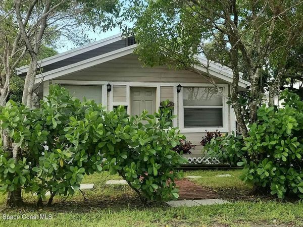 3820 Oak Avenue , Miami, FL 33131