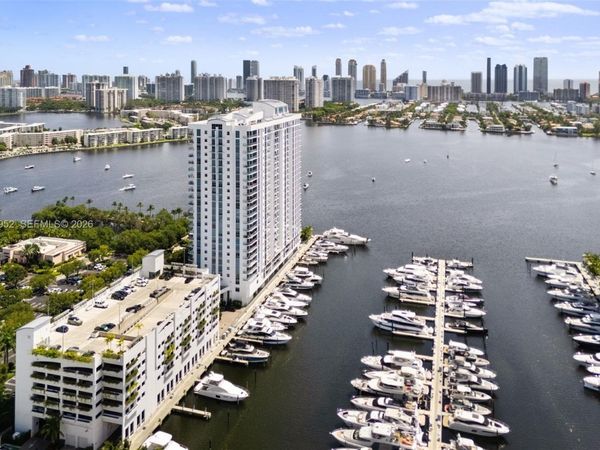 17301 Biscayne Blvd , Unit 1704, North Miami Beach, FL 33160