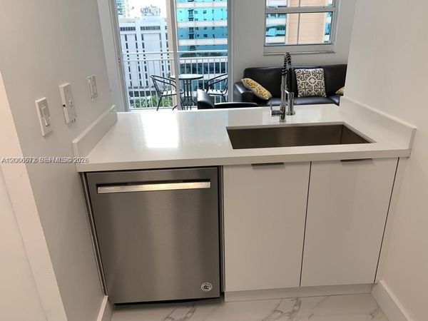185 SE 14th Ter , Unit 1009, Miami, FL 33131