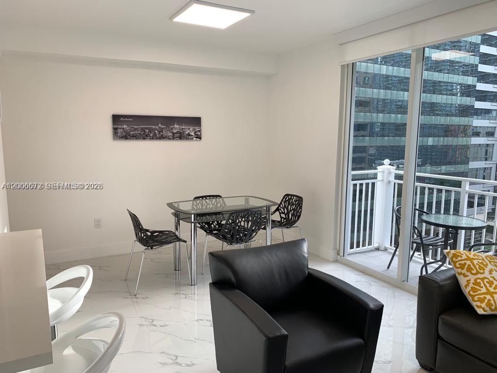 185 SE 14th Ter, Unit 1009, Miami, FL 33131 Photo