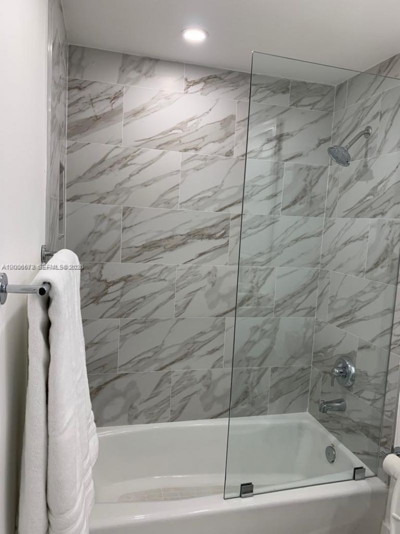 185 SE 14th Ter, Unit 1009, Miami, FL 33131 Photo