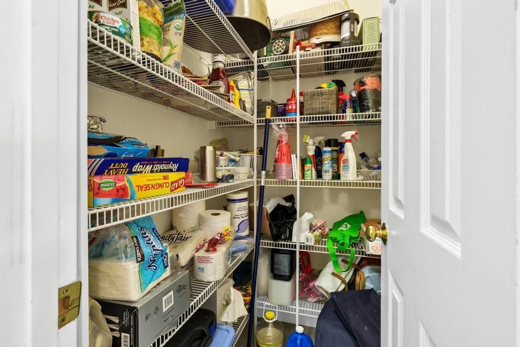 402 Pompano Street Photo 19