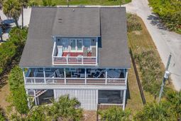 402 Pompano Street photo 4