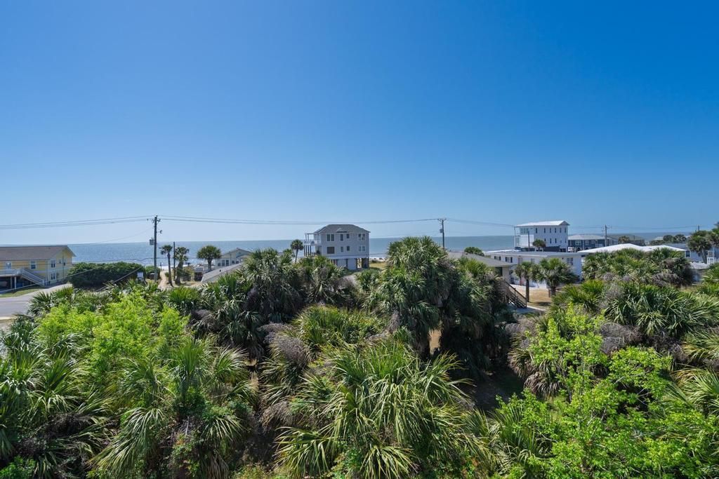 402 Pompano Street Photo 44