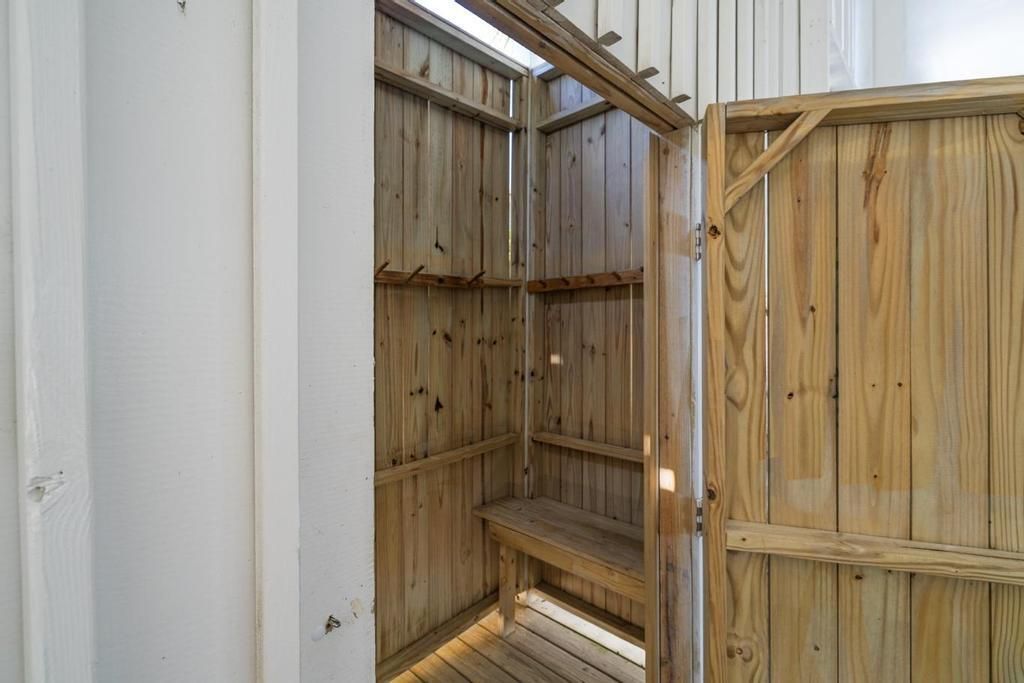 402 Pompano Street Photo 71