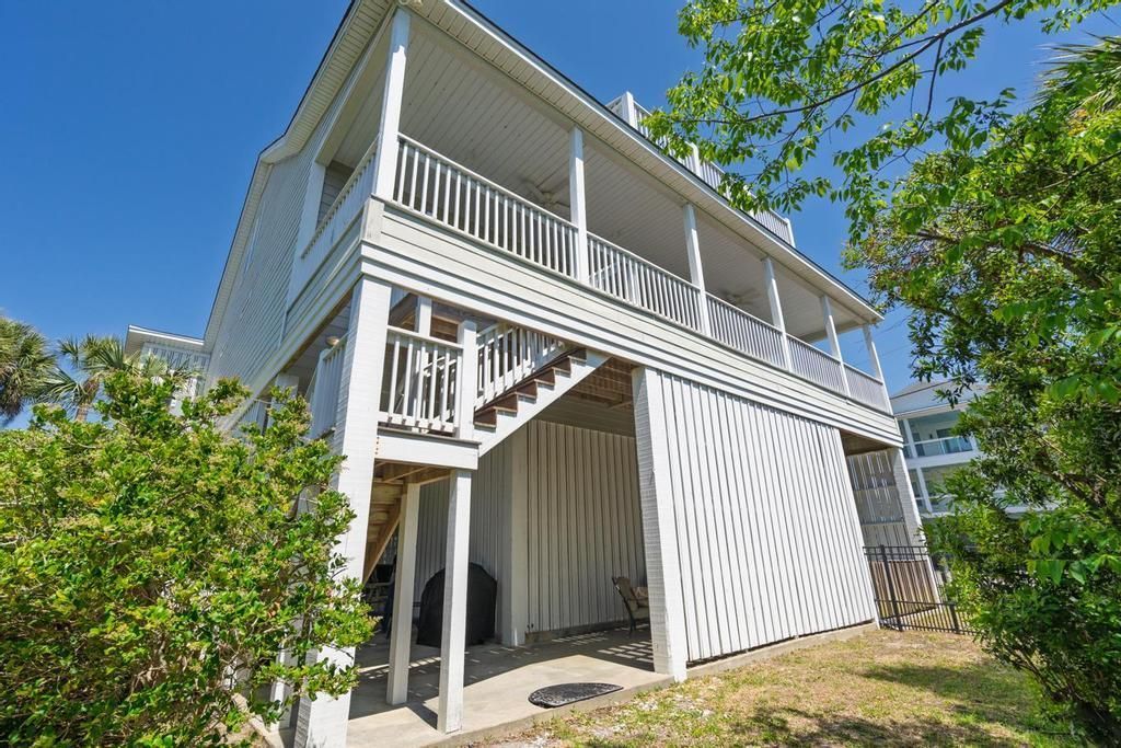 402 Pompano Street Photo 73