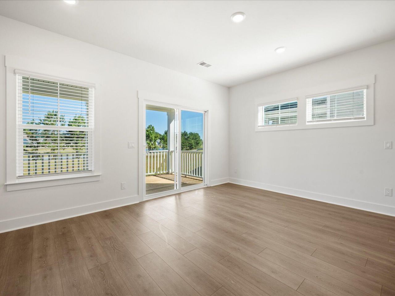 361 Calm Water Way Photo 10