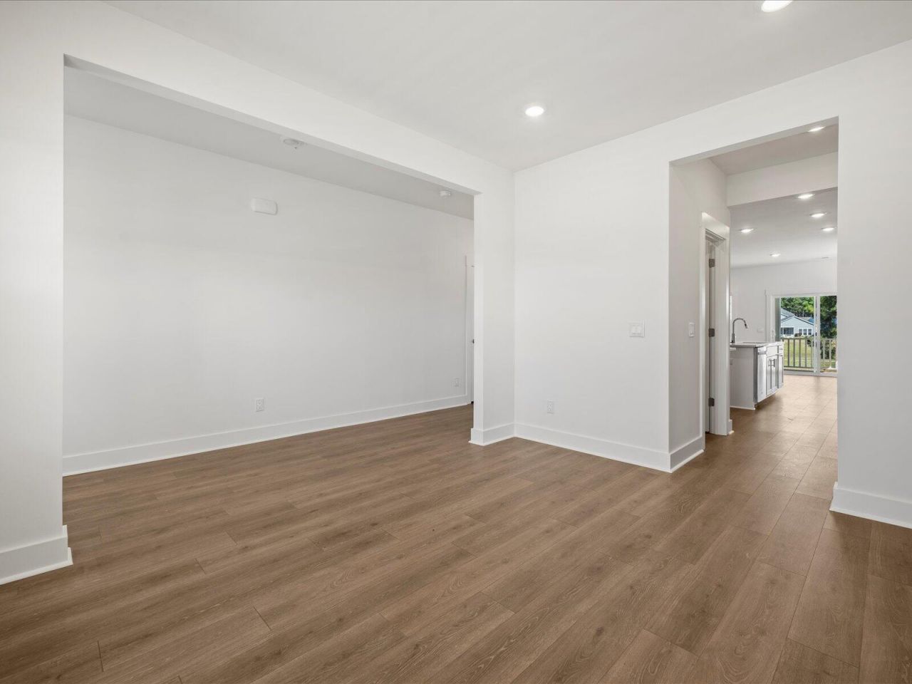 361 Calm Water Way Photo 4