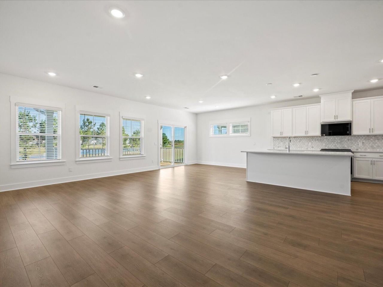 361 Calm Water Way Photo 8