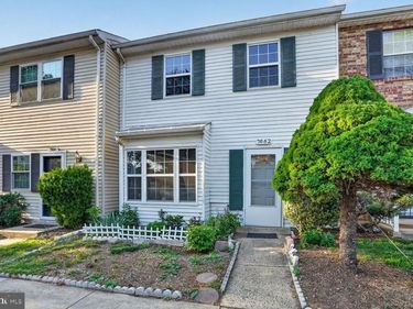 7662 LEE LANDING DRIVE, FALLS CHURCH, VA 22043