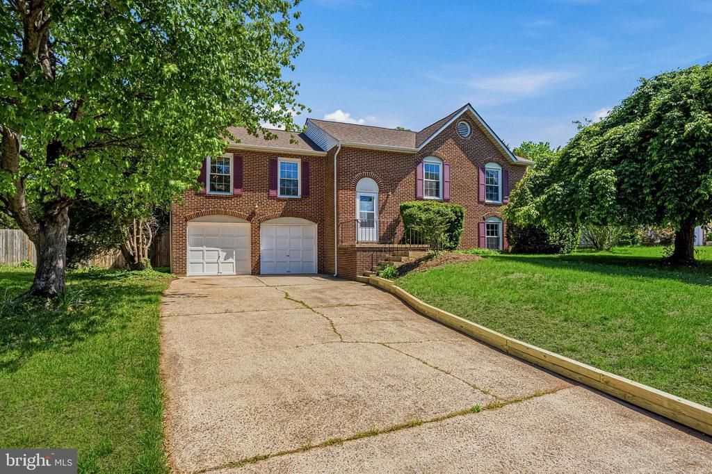 9729 Zimbro Avenue, Manassas, VA 20110 Main Photo