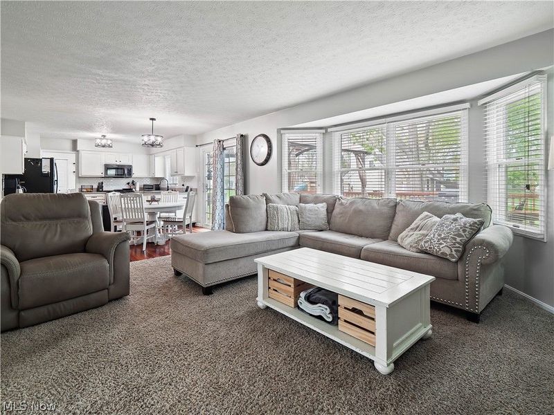 718 Wedgewood Drive, Avon Lake, OH 44012 Photo 12