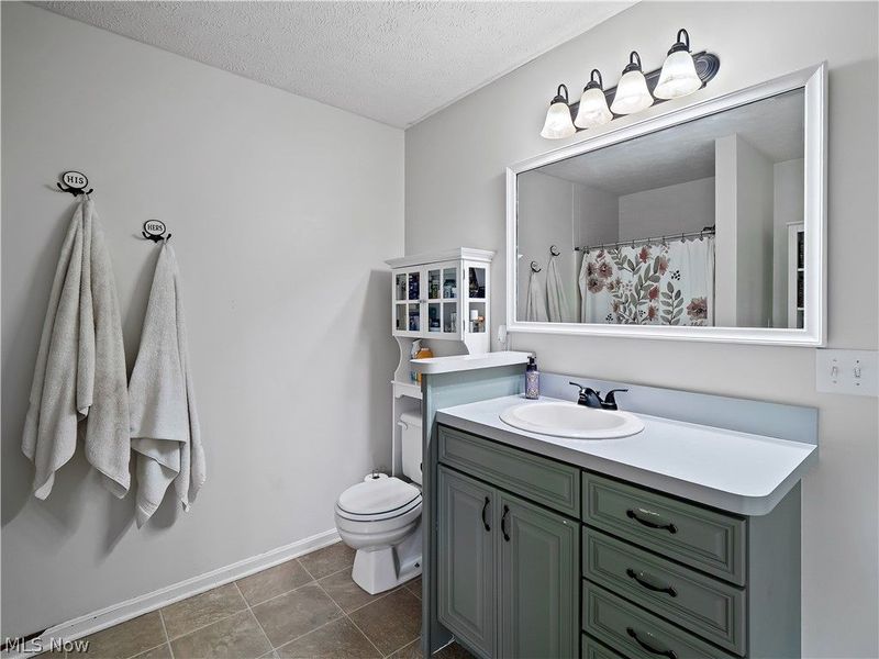 718 Wedgewood Drive, Avon Lake, OH 44012 Photo 26