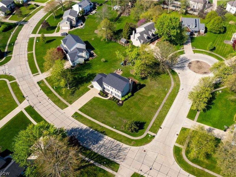 718 Wedgewood Drive, Avon Lake, OH 44012 Photo 37