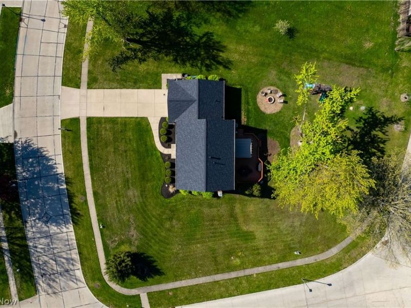 718 Wedgewood Drive, Avon Lake, OH 44012 Photo 38