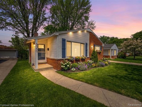 3050 Sylvan Drive, Royal Oak, MI 48073