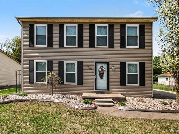 920 Meadowlark Lane , Howell, MI 48843