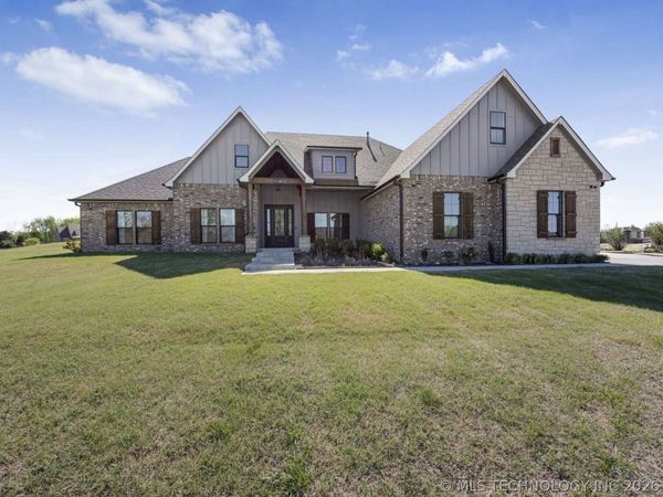 10102 Ratliff Drive , Claremore, OK 74017