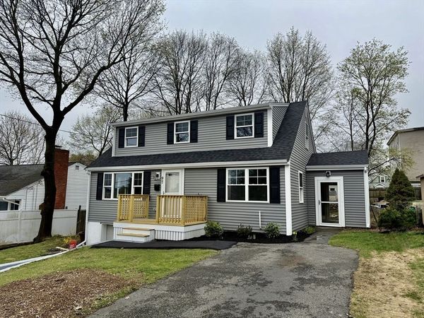 97 Studley Ave, Brockton, MA 02301