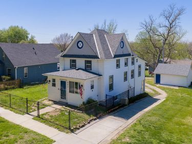 803 MAIN Street, MALVERN, IA 51551