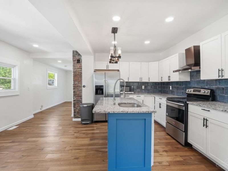 3352 Bevis Avenue, Cincinnati, OH 45207 Photo 12