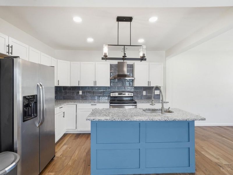 3352 Bevis Avenue, Cincinnati, OH 45207 Photo 13