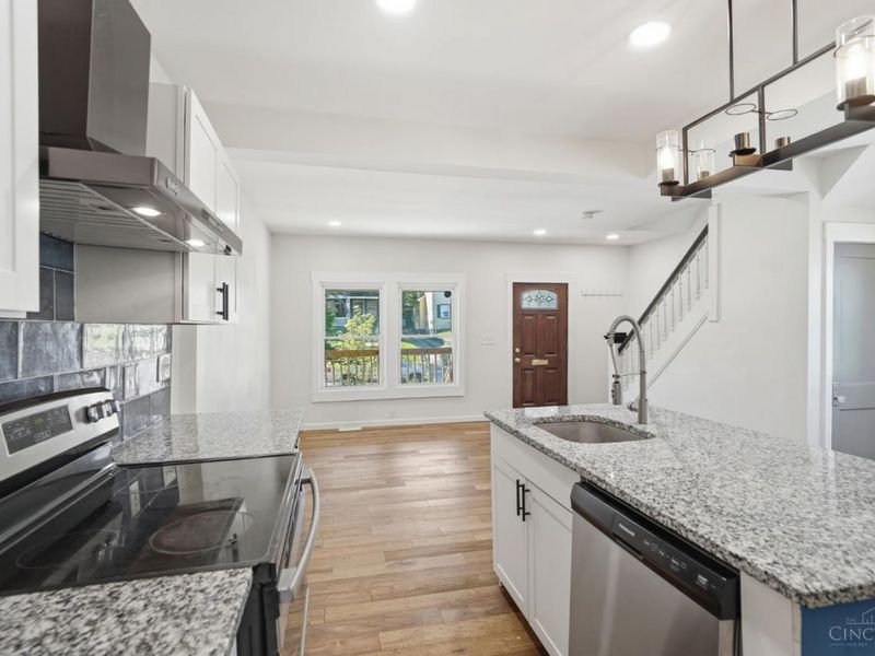 3352 Bevis Avenue, Cincinnati, OH 45207 Photo 16