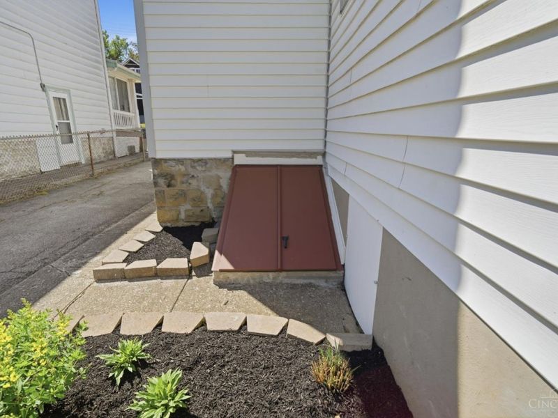 3352 Bevis Avenue, Cincinnati, OH 45207 Photo 51