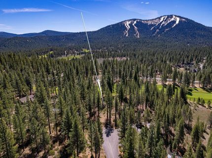 8860 George Whittell, Truckee, CA 96161 Photo
