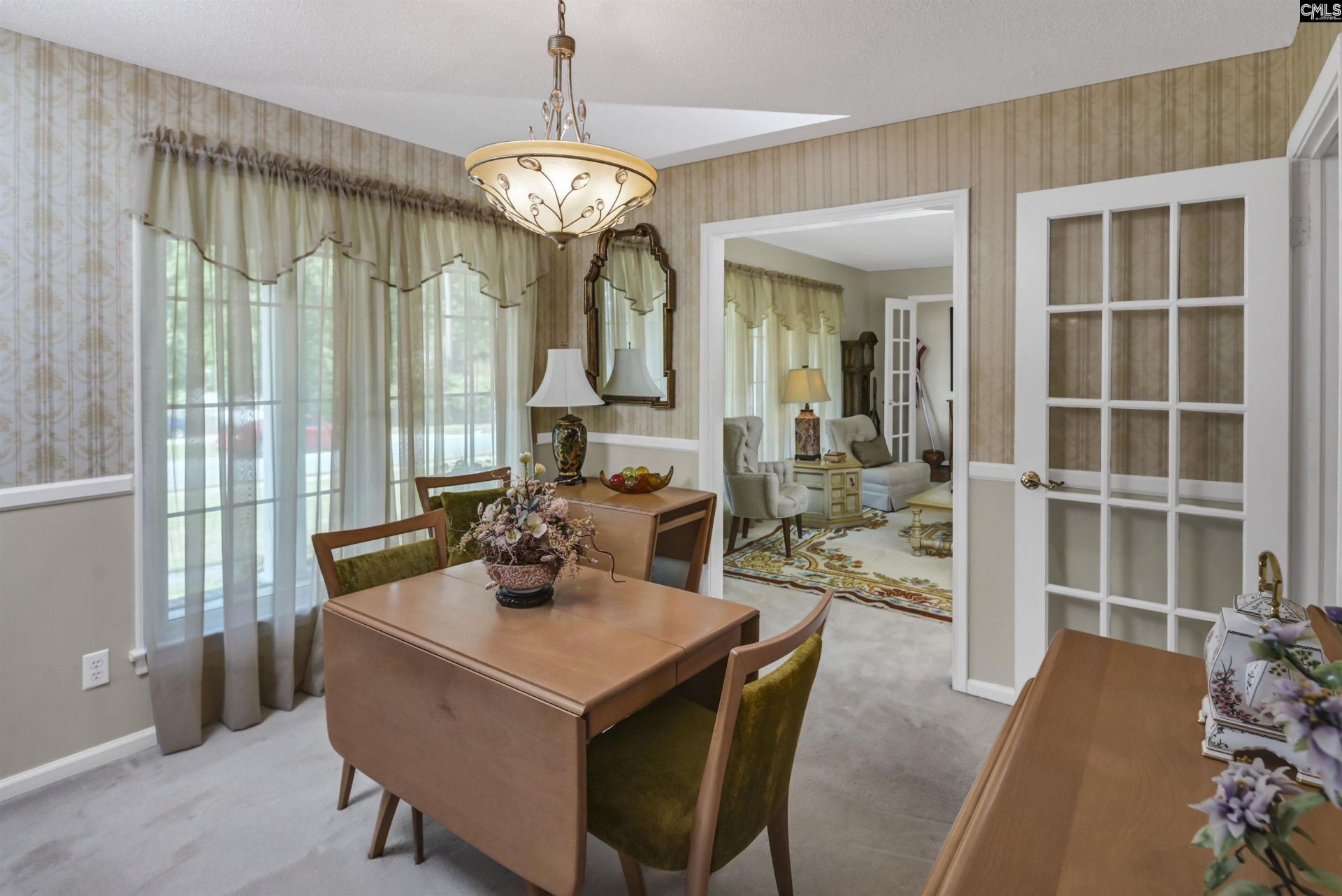 131 Charing Cross Road  Photo 23