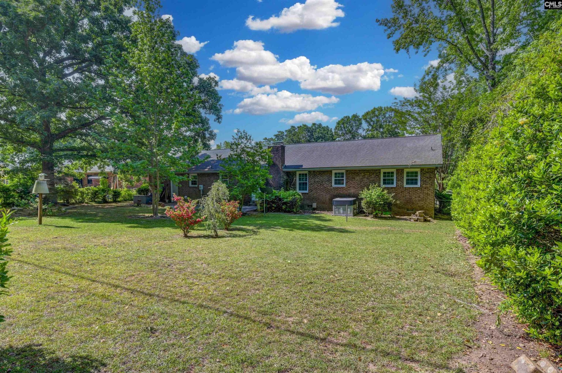 131 Charing Cross Road  Photo 24