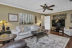 131 Charing Cross Road  photo 4