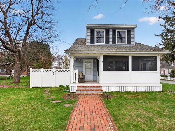 56 Lake St, Tewksbury, MA 01876