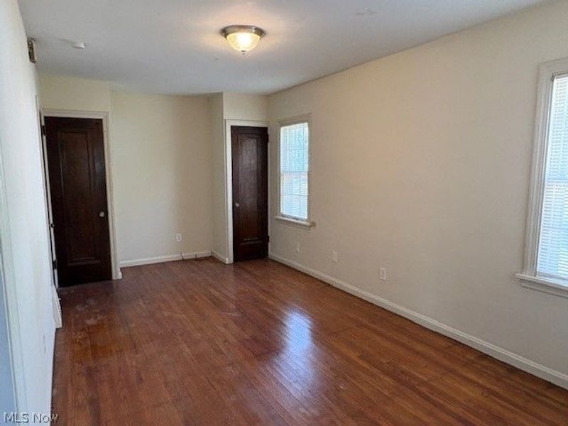 979 Oxford Road , Cleveland Heights, OH 44121 Photo 13